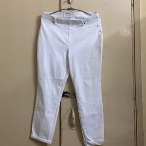 White jeggings brand new!!